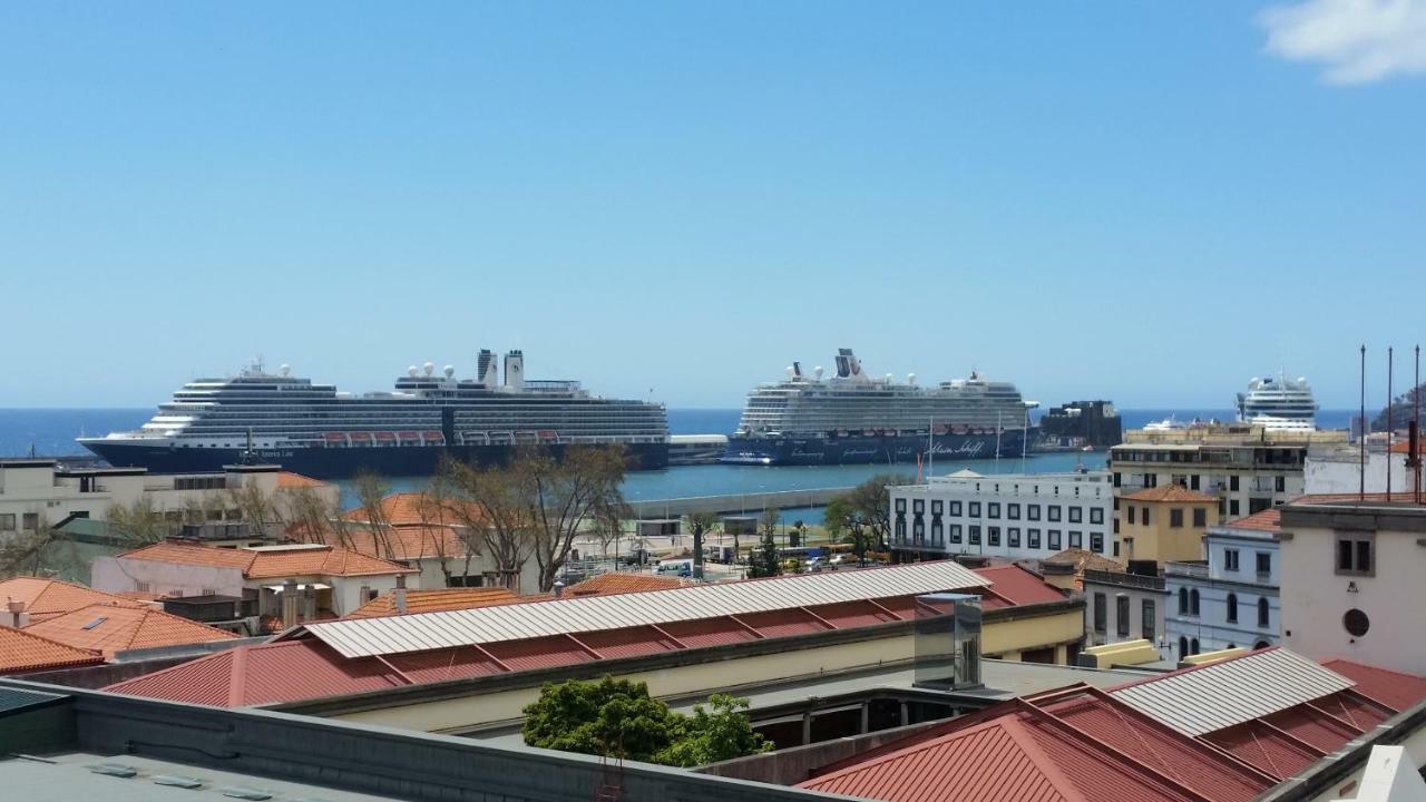 Top Floor With Balcony In Funchal Exterior foto